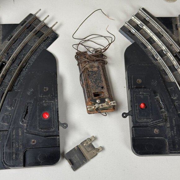 Vintage O Scale Model Train Tracks, Right Left Switches & Trees Scenery Lot - Picture 4 of 7